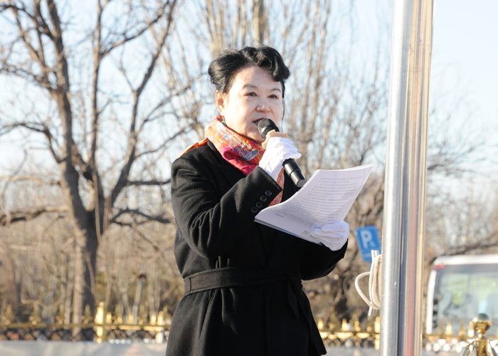 执行总裁刘志萍在大红门商场2026年2月升旗仪式上做讲话